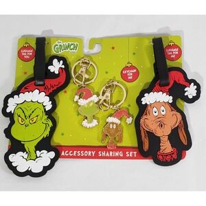 The Grinch & Max Christmas Luggage Tags & Metal Keychains Accessory Sharing Set